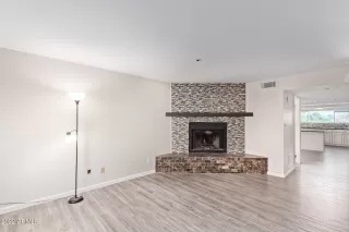 Photo #3: 6363318 Listing 