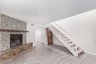 Photo #6: 6363318 Listing 