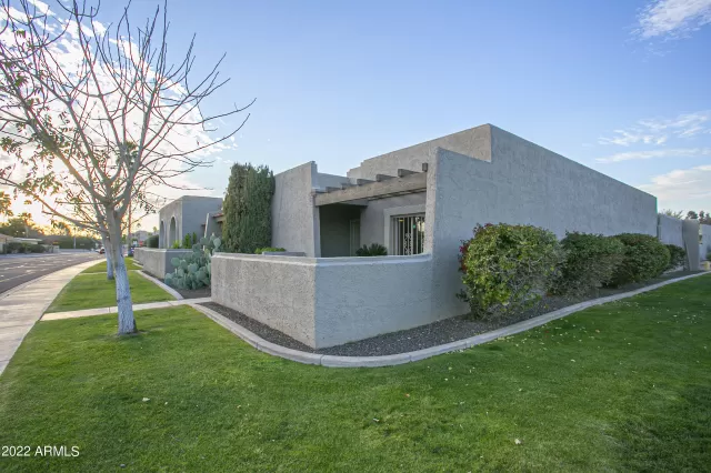 MLS: 6363624 Condo For Sale