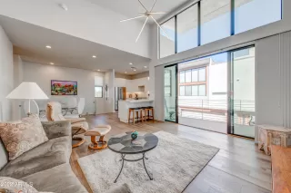 Photo #4: 6363817 Listing