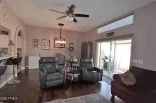 Photo #3: 6363912 Listing