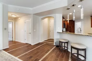 Photo #4: 6364347 Listing