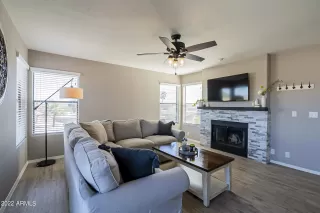 Photo #6: 6365090 Listing