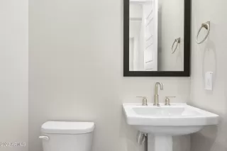 Photo #6: 6365547 Listing 