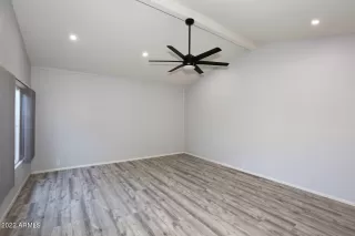 Photo #6: 6365652 Listing 