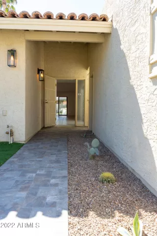 Photo #6: 6365707 Listing 