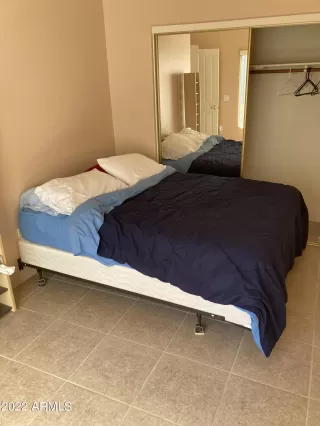 Photo #6: 6365871 Listing