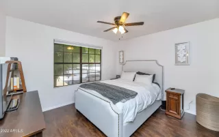 Photo #6: 6365984 Listing