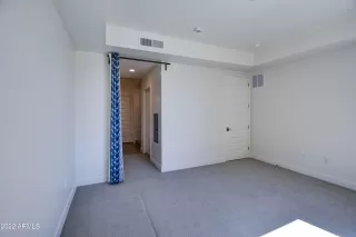 Photo #6: 6365986 Listing