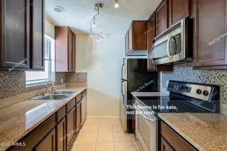 Photo #3: 6366032 Listing