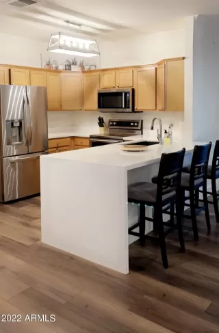 Photo #4: 6366179 Listing