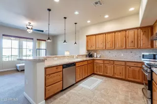 Photo #5: 6366315 Listing 