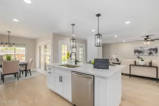 Photo #3: 6366473 Listing 