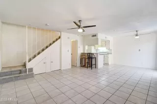 Photo #3: 6366480 Listing