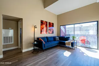 Photo #4: 6366503 Listing