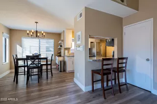 Photo #5: 6366503 Listing