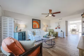 Photo #4: 6366578 Listing 