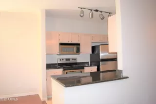 Photo #4: 6366785 Listing 