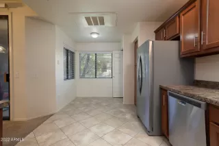 Photo #4: 6366797 Listing 