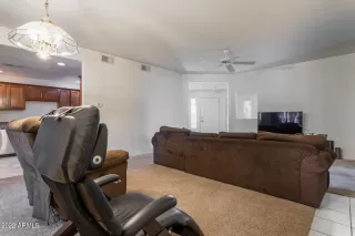 Photo #6: 6366797 Listing 