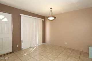 Photo #6: 6366938 Listing