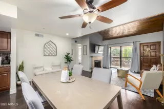 Photo #5: 6366956 Listing