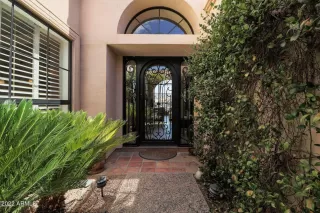 Photo #4: 6367095 Listing