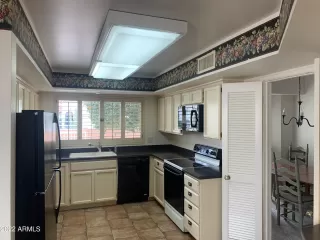 Photo #3: 6367119 Listing