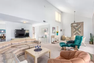 Photo #5: 6367167 Listing