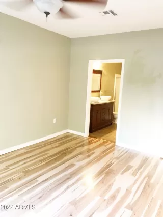 Photo #3: 6367198 Listing