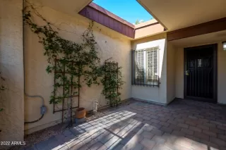 Photo #6: 6367390 Listing