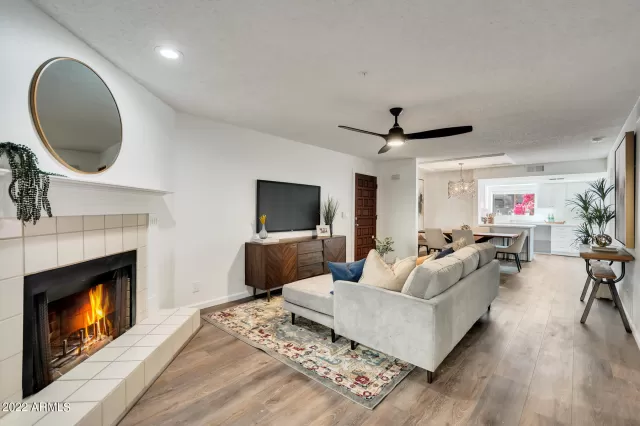 MLS: 6367482 Condo For Sale