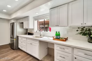 Photo #5: 6367482 Listing