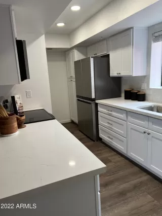 Photo #6: 6367482 Listing