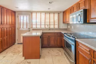 Photo #4: 6367514 Listing