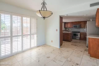 Photo #6: 6367514 Listing