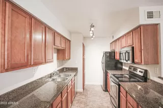 Photo #4: 6367539 Listing