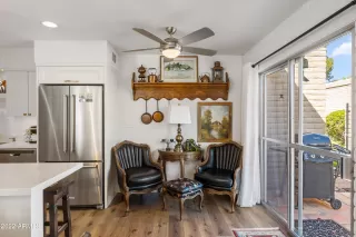 Photo #6: 6367749 Listing 