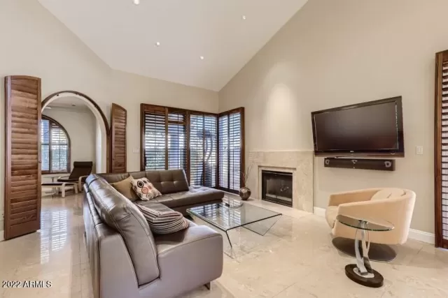 MLS: 6367859 Condo For Sale