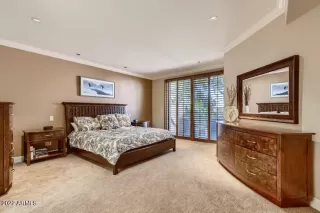 Photo #5: 6367859 Listing