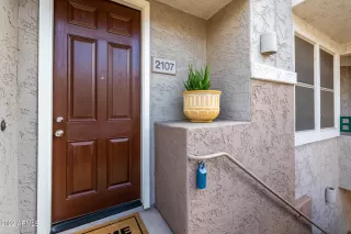 Photo #6: 6367965 Listing 