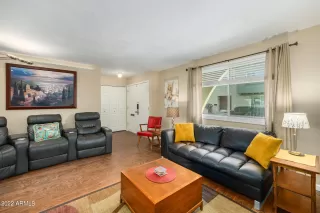 Photo #6: 6368043 Listing 