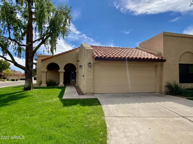 MLS: 6368157 Condo For Sale