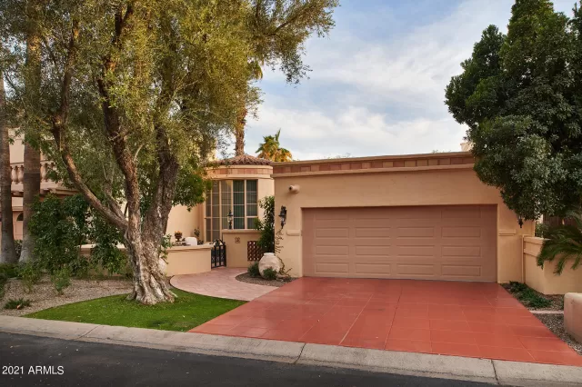 MLS: 6368255 Condo For Sale