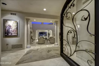 Photo #4: 6368505 Listing