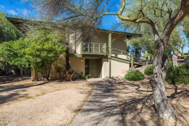 MLS: 6368603 Condo For Sale