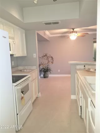 Photo #4: 6368655 Listing