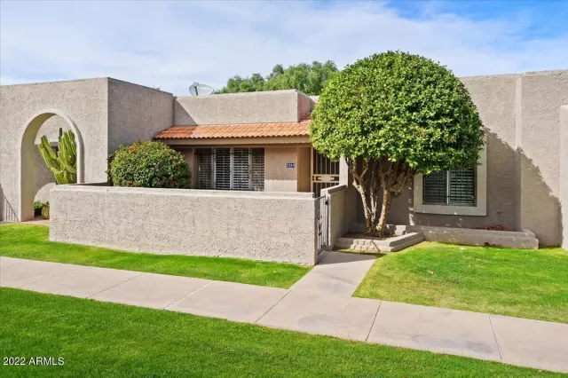 MLS: 6368869 Condo For Sale