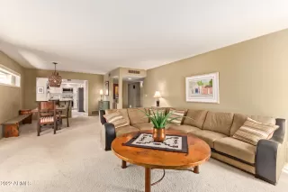 Photo #5: 6368942 Listing