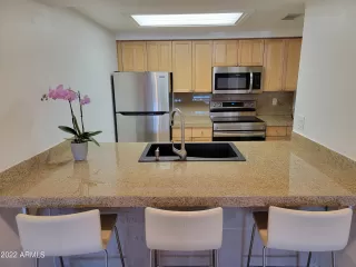 Photo #2: 6368973 Listing